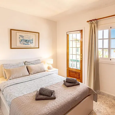 Ocean View Penthouse By Dream Homes Tenerife * Puerto de Santiago (Tenerife)